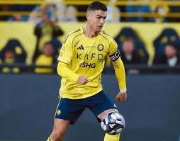 梦幻联动！樊振东和黄老板打乒乓球太欢乐